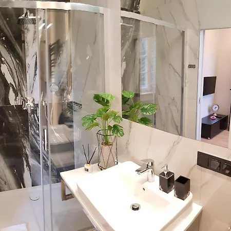 Apartment Rent Mariana Mokwy 20/3 Apartament 3 *